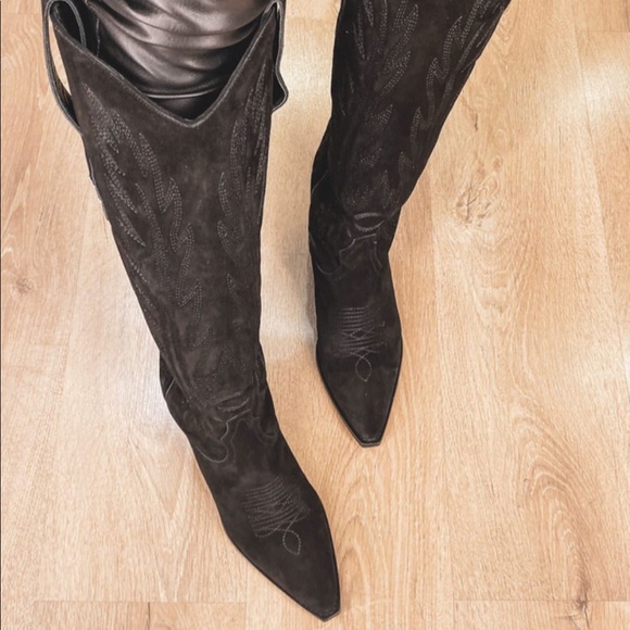 Amazing trendy boots , brand new - Picture 7 of 7